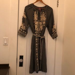 jwla johnny was flowy floral embroidered dress w/belt & pockets MP medium petite